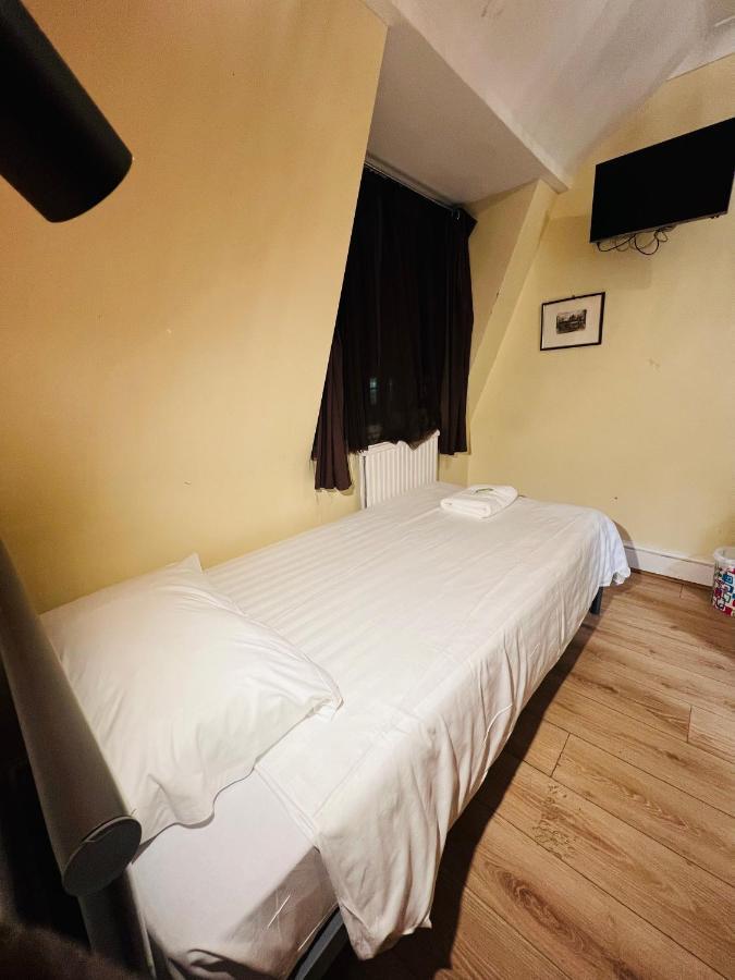 Gresham Hotel Bloomsbury Лондон Екстериор снимка