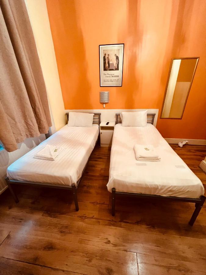 Gresham Hotel Bloomsbury Лондон Екстериор снимка
