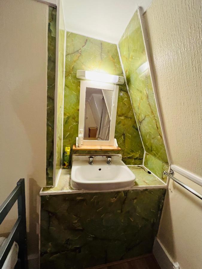 Gresham Hotel Bloomsbury Лондон Екстериор снимка