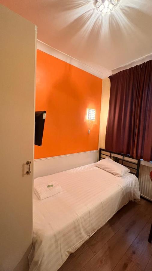 Gresham Hotel Bloomsbury Лондон Екстериор снимка
