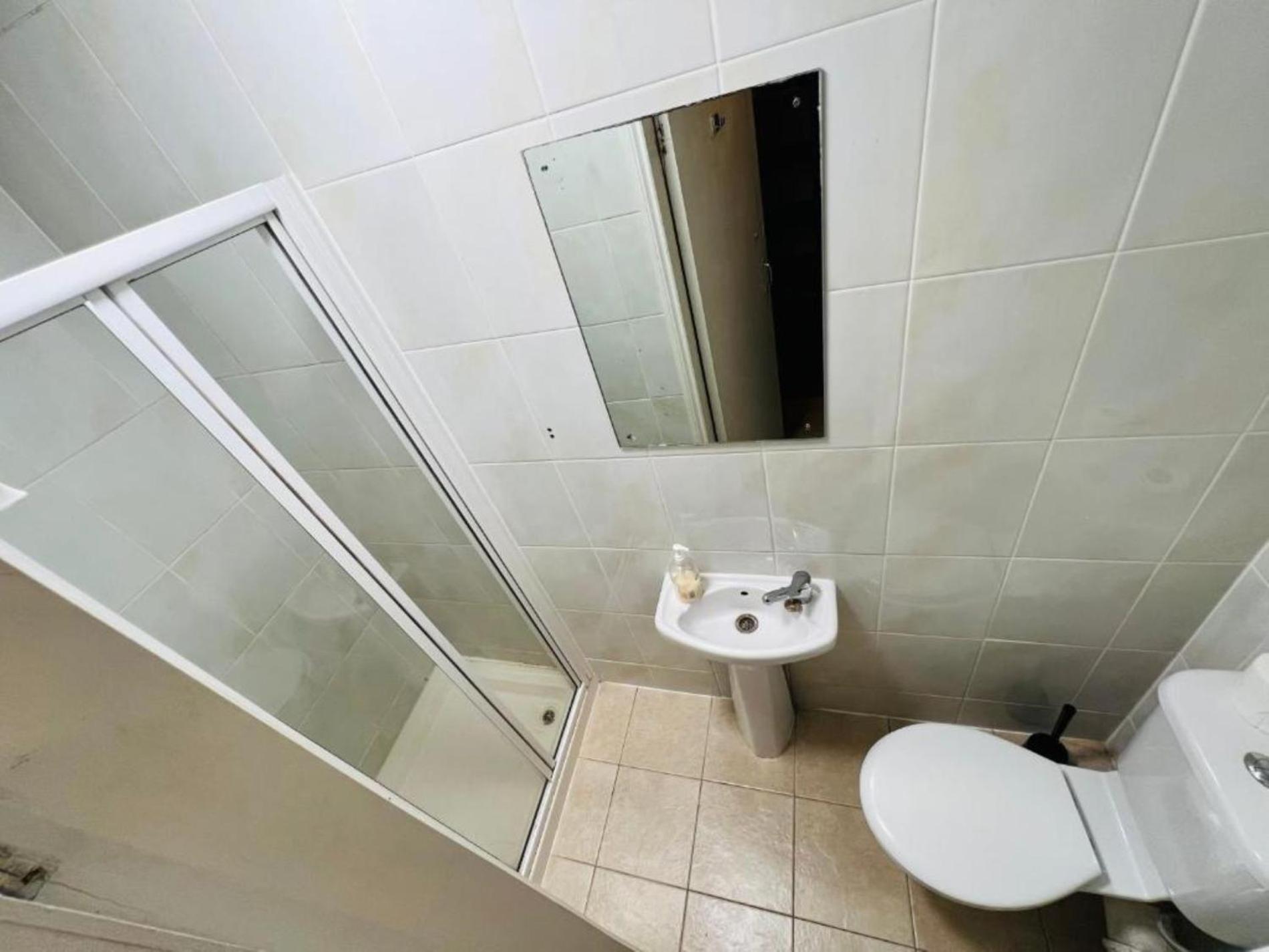 Gresham Hotel Bloomsbury Лондон Екстериор снимка