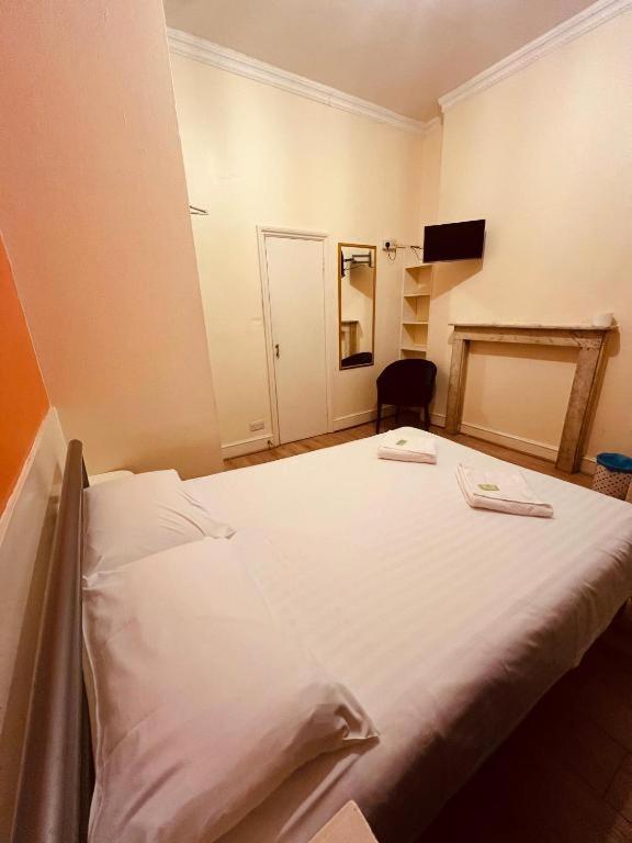 Gresham Hotel Bloomsbury Лондон Екстериор снимка